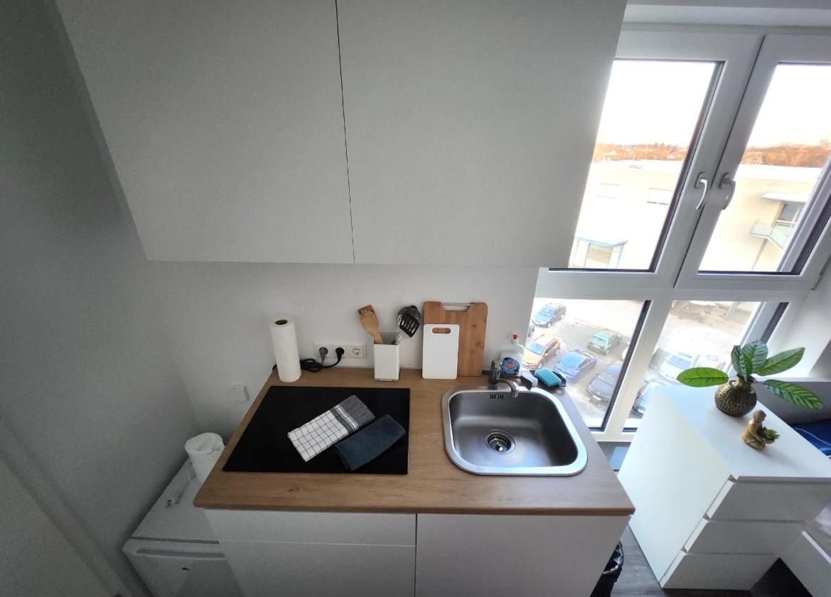 Modernes Apartment Mit Wifi, Aufzug & Kostenlos Parken El-Living Augsburg Kültér fotó